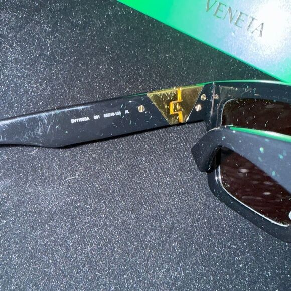 Brand new with box Bottega Veneta Black Sunglasses main image 3